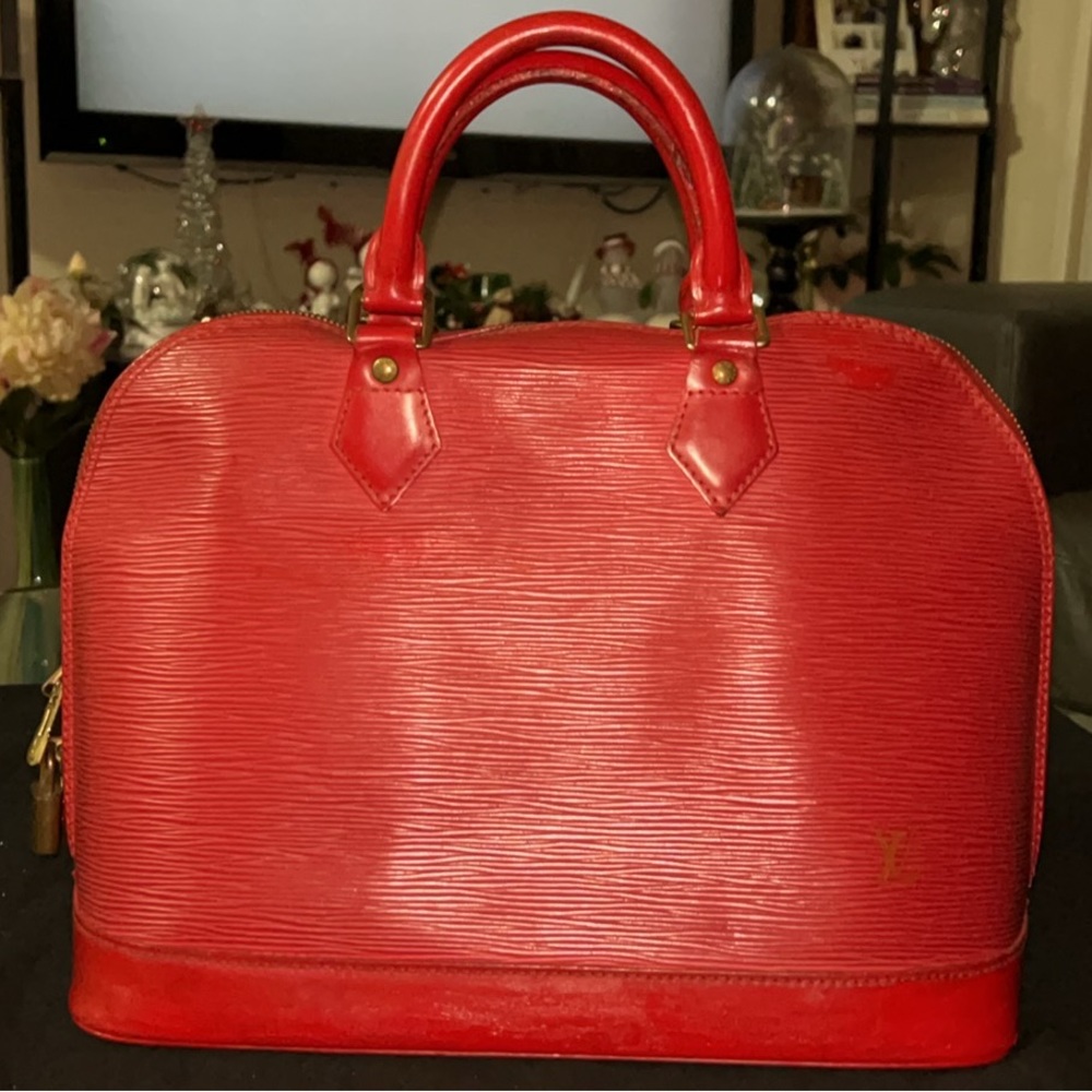 Louis Vuitton Red Epi Alma